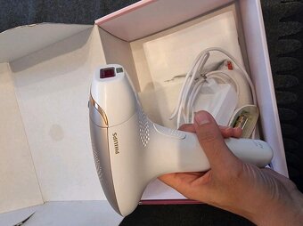 Philipps Lumea IPL Advanced 7000 - 2