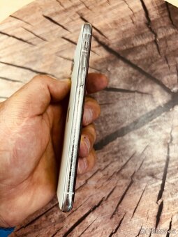 iPhone 11 pro 64 silver batéria 100% top stav - 2