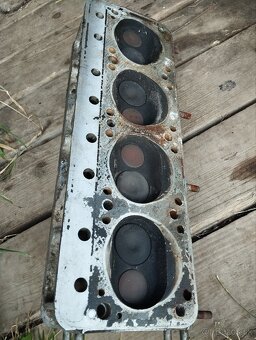 Uaz/Volga GAZ hlava valcov - 2