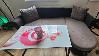 Predám rohový rozkladaci gauč s uložným priestorom+stolík - 2