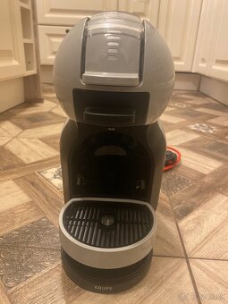 Krups Nescafé Dolce Gusto kapsulový kávovar – málo používaný - 2
