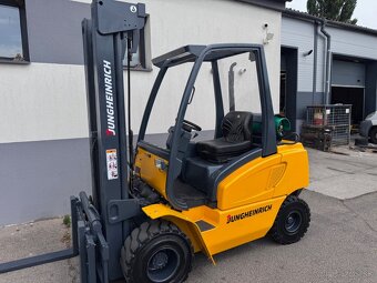 Vysokozdvižný vozík Jungheinrich 3t LPG triplex GO - 2