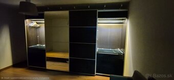 Šatníková skriňa - 2
