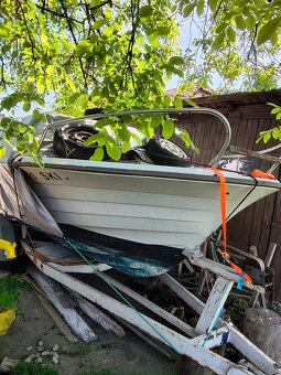 Motorový čln DRAGO 2000 - 2