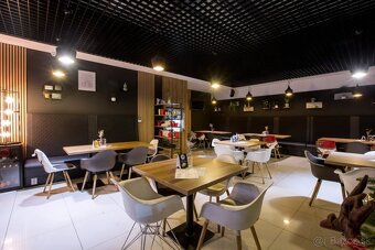 Hľadáme čašníka / čašníčku do nášho tímu 🍽️ - 2