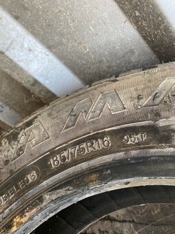 Lada Niva pneumatiky - 2