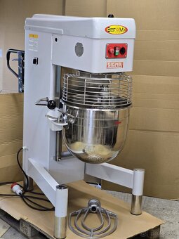 Univerzálny robot Sigma 60L - 2