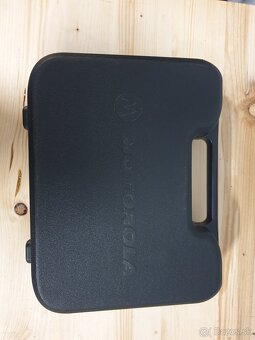 Motorola tlkr T80 - 2