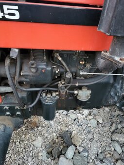 ponúkam zetor 6245 na náhradné diely - 2