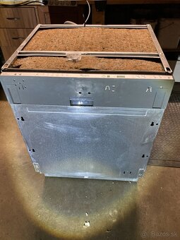 Vstavaná plne integrovaná 60cm umývačka Whirlpool ADG6949 - 2
