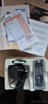 Nokia 6021 - skoro novy, komplet v krabici - 2