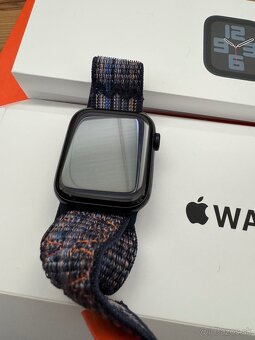 Apple Watch SE 2023 44 mm - 2
