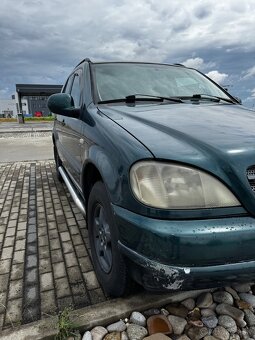 Predam Mercedes-Benz - 2