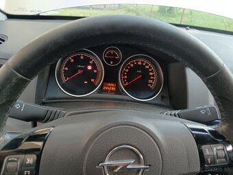 Predám Opel Astra h 1.9 cdti - 2