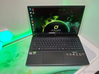 Acer® Nitro 16 / Ryzen 7 / RTX 4060 / 32GB / 1TB / 165Hz - 2