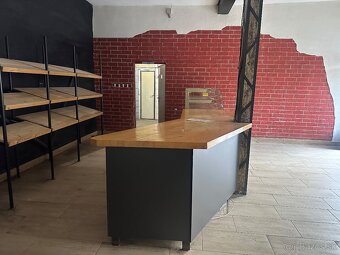 Na predaj tehlová budova na podnikanie v Gelnici - 2