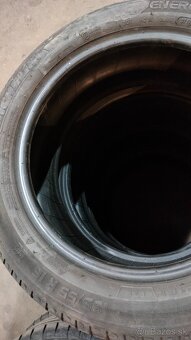 Predám sadu letnych pneu Michelin 195/55 r16 - 2
