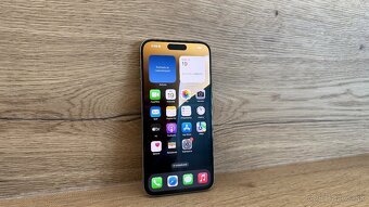 Apple iPhone 15 Pro Max 256GB prírodný titán - 2