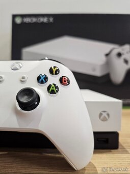 Xbox one X - 2