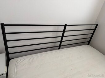 Kovová posteľ s matracou - 2