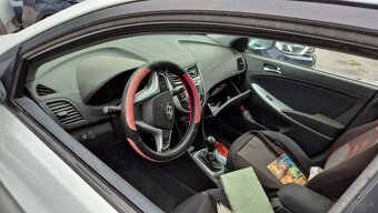 Hyundai accent 1.4 rozpredám - 2