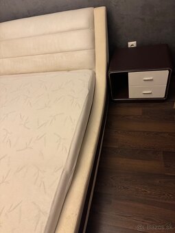 Manželska postel - 2