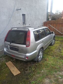 Nissan X-trail T30 rozpredam - 2