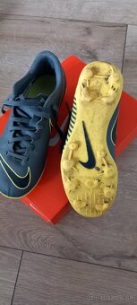 Kopačky nike - 2