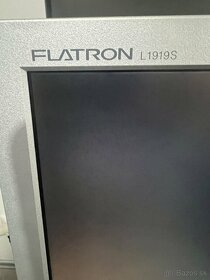PC monitor 19” LG Flatron L1919S-SF - 2