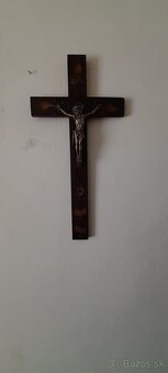 Kríž na stenu - 2