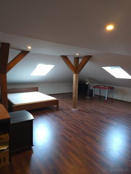 5izbovy bungalov s dvojgarazou Malinovo - 2