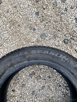 Predám celoročne pneu zn. Pirelli 235/50R18 - 2