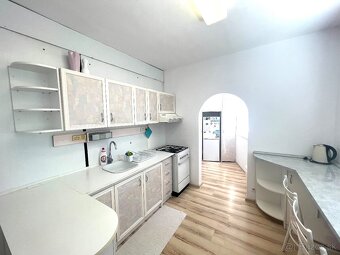 SIMI real - 3 izbový byt s balkónom - ihneď k dispozícii - 2