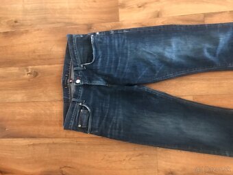 TOMMY HILFIGER originál pánske rifle w33/l36 L/XL - 2