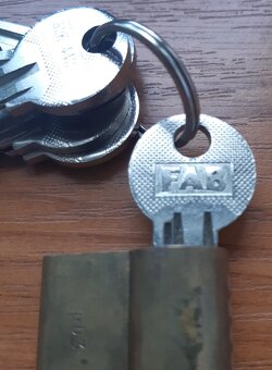 Zamok FAB 30/35, cylindricka vlozka - 2