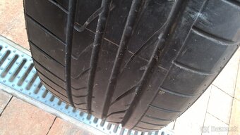 2 ks LETNÉ 235/55 R19 101V BRIDGESTONE 5-6 mm LEN 19,99€/kus - 2
