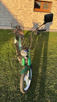 Manet Korado, moped - 2
