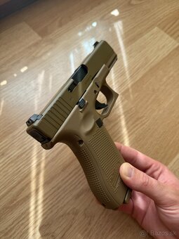 Airsoftová pištoľ Glock G19X Coyote 6mm airsoft pistol - 2