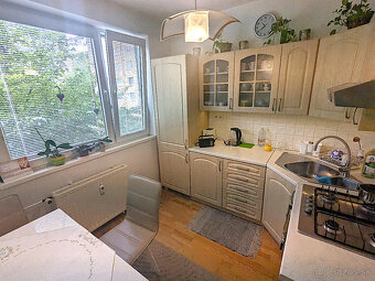 2 izb. Bukurešťská ul. OV, 2.p. Lo, kompletne rekonštruovaný - 2