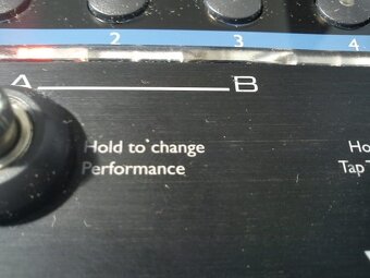 TC Helicon  Voicetone create - 2