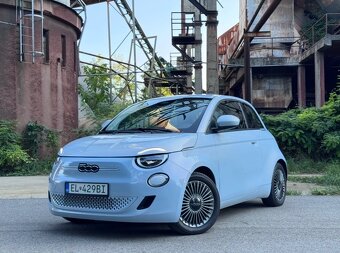 FIAT 500e 87kW, biely interiér - 2