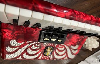 Akordeón Weltmeister Caprice 48 basový - 2