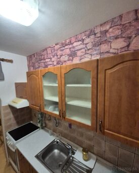 Kuchynská Linka - 2