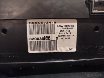 Budíky Renault Megane 2 - 2