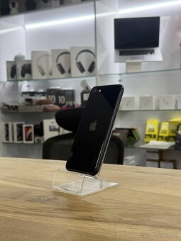 iPhone SE 2022 Black 128GB - 2