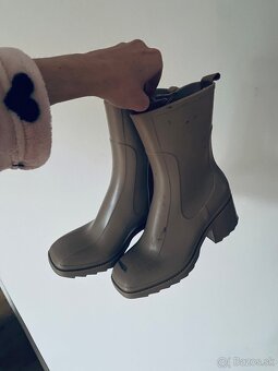 Béžové čižmičky - 2