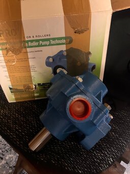 Hypro 7560-c cerpadlo na vodu betonpumpa - 2