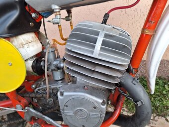 CZ 380 rok 1975 motokros - 2