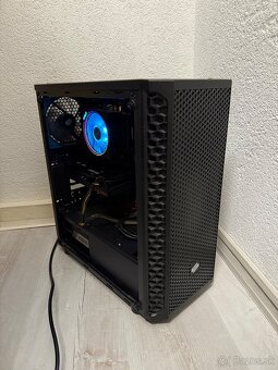 Herný PC – Ryzen 7 3700X, RX 6600 8GB, 16GB RAM, 500GB SSD - 2