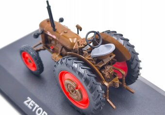 Zetor 25 1:43 hnedý - 2